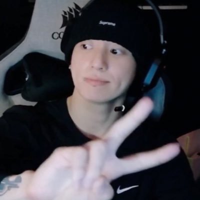 selseven_'s profile picture. ⋆｡˚ ☁︎ ˚｡⋆｡✰⋆｡˚ ☁︎ ˚｡⋆｡˚☽˚｡⋆ ⋆｡˚ ☁︎ ˚｡⋆｡⋆｡˚ ☁︎ ˚｡⋆｡˚☽˚｡⋆ ⁷