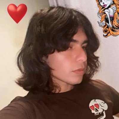 LouValentiine's profile picture. 🦇 💘 🔞27 pfp @Kukumomoart