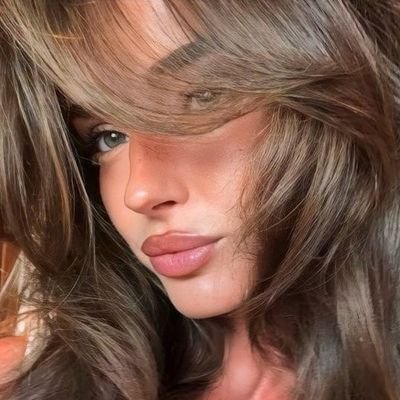 M01Pi's profile picture. عِيني مَا يعجبـهَا إلا أنـا ، ²⁰⁰⁵ .