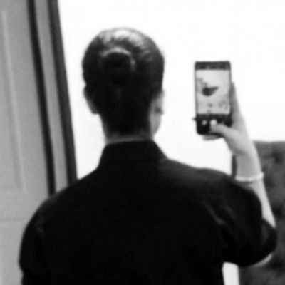 ilzhrax's profile picture. یه حس بی حسی نسبت به هر حسی🖤✨

https://t.co/vBv8HhYFIT