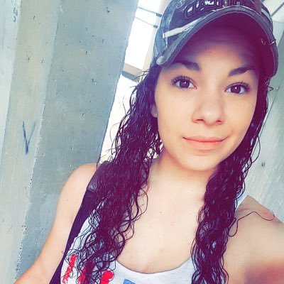 Carolynalbertlu's profile picture. 