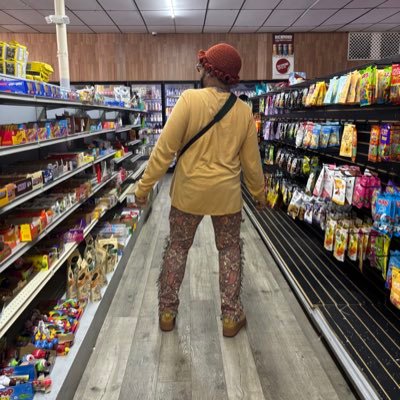 O_oWTFreaak's profile picture. My name ain't god, and I ain't here to judge.