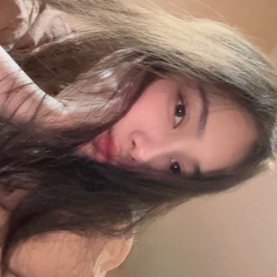 zushitei's profile picture. mutualan yu, yg suka jb jb