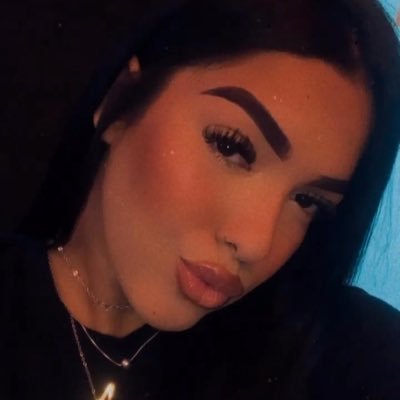 eumari22's profile picture. 