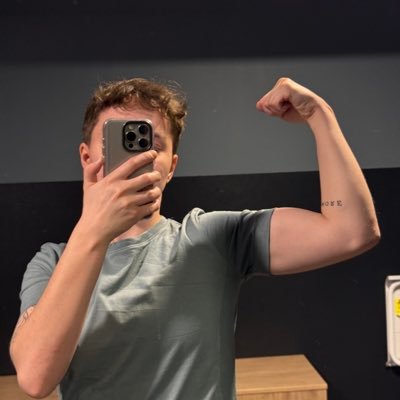 homoplatee's profile picture. ❤️