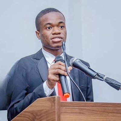 Russellmkrs8899's profile picture. Étudiant à l'Université de Kinshasa, développeur web, mobile et Desktop, systèmes intelligents basés sur l'intelligence artificielle