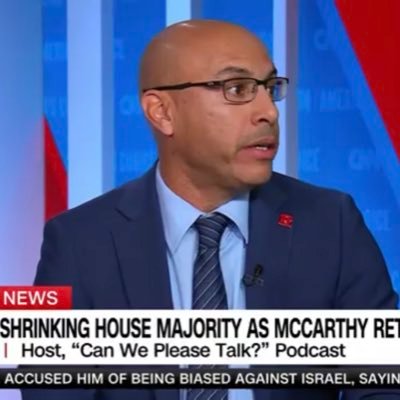 mikeleeeeon's profile picture. Host of @canwepleastalk podcast.  📺 📰 contributor. Dir. of Strategy - @freeandequal. Dir. of Content - @boxlabpromotion.