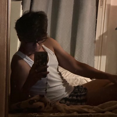 JioxjioL's profile picture. RadTech - 22 - Ilo - Single - Capricorn