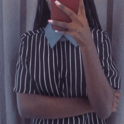 lady__juliaa's profile picture. 