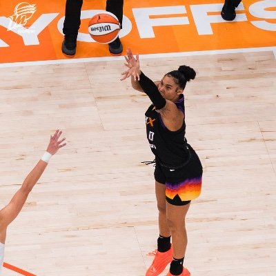 MetalGearEeezus's profile picture. “The Bible’s a classic, but it’s no ‘Illmatic”. #Sparks #Trojans #Dubs #WuNation