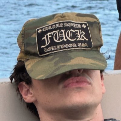 _bludMatt's profile picture. You need to exist 🩷