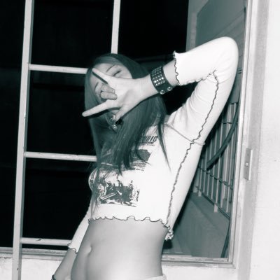 scaredd_floyd's profile picture. derrumbe, te quiero. || ⃤|| 19-20/04