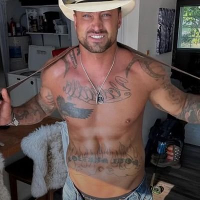 Idahome316751's profile picture. official account of Christopher Hayman kindly text me on my telegram https://t.co/TpeUXJTEFu