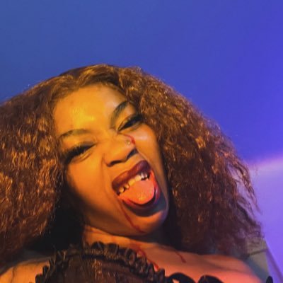 Oratiloee_'s profile picture. 💋