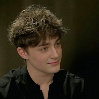 𝚆𝙰𝙻𝙴𝙴𝙳 Profile