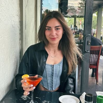 AdamsKhris1639's profile picture. 