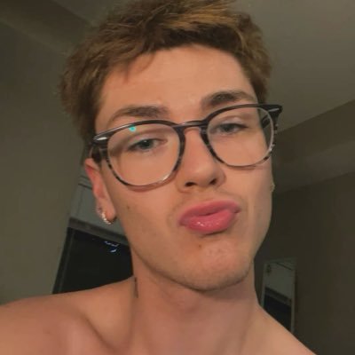 andysfeel's profile picture. Boyz just wanna have fun toooo (: No one mourns my wicked ex.