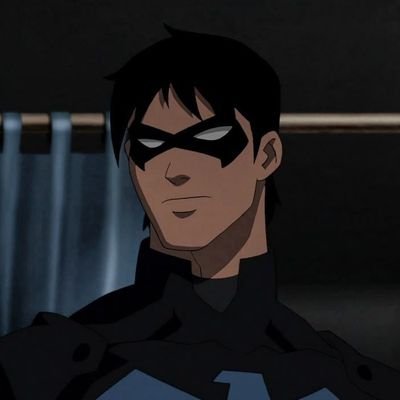 julienmoves's profile picture. 