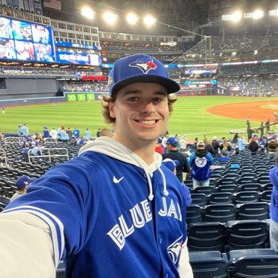 BillySchick34's profile picture. Jays. Leafs. Vikes.