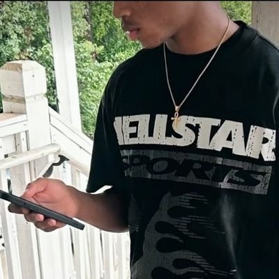 bigjbigj500's profile picture. 30BG❤️( Davido 🐐👑)