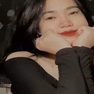 xinwl323765's profile picture. 