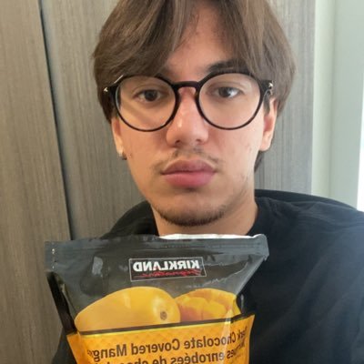 joshshiman's profile picture. 22 | shitpostmaxxing | tech consultant @ibm | business technology management @laurier | 🇨🇦🇵🇭