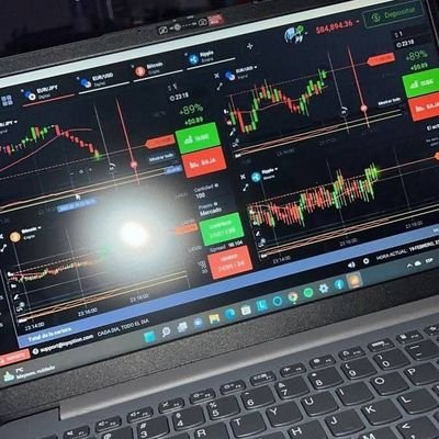 RossyTrent44908's profile picture. I made medicine sick, tourist, trader coach,TA CHART, consultant memes,$10-$100k trading competition, help beginners to earn $10k every month,join us