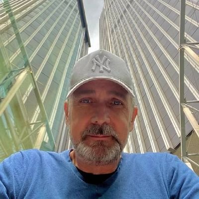 daviesfrank256's profile picture. Life is better with friends