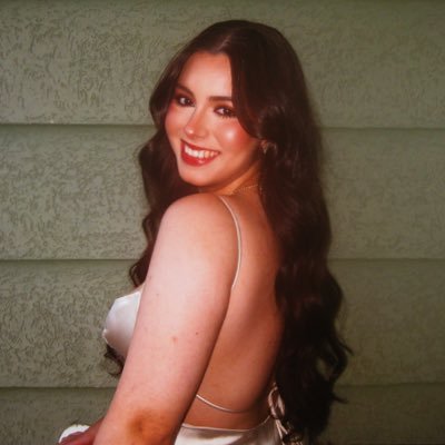 sofiacoutinhoo_'s profile picture. ✨🎀🫧🌸🌷💌💋                               dear diary,