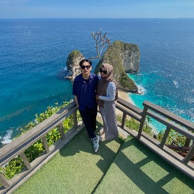 DilihatAjaCukup's profile picture. Cuman pengusaha thrift (bekas pakaian layak pakai) aja kok ❤️ 
10000% terpecaya ❤️
klik linknya aja kalo mau kepo ❤️