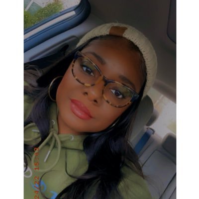 brandeee_84's profile picture. lover of hoops, music & sneakers. a functioning millennial.