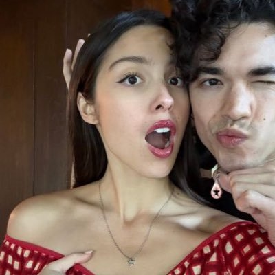 GO1NGUNDR's profile picture. 2wallis president 🎾 mw @mgsmiile 🪽