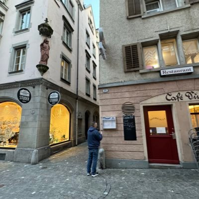 iamsam_77's profile picture. 