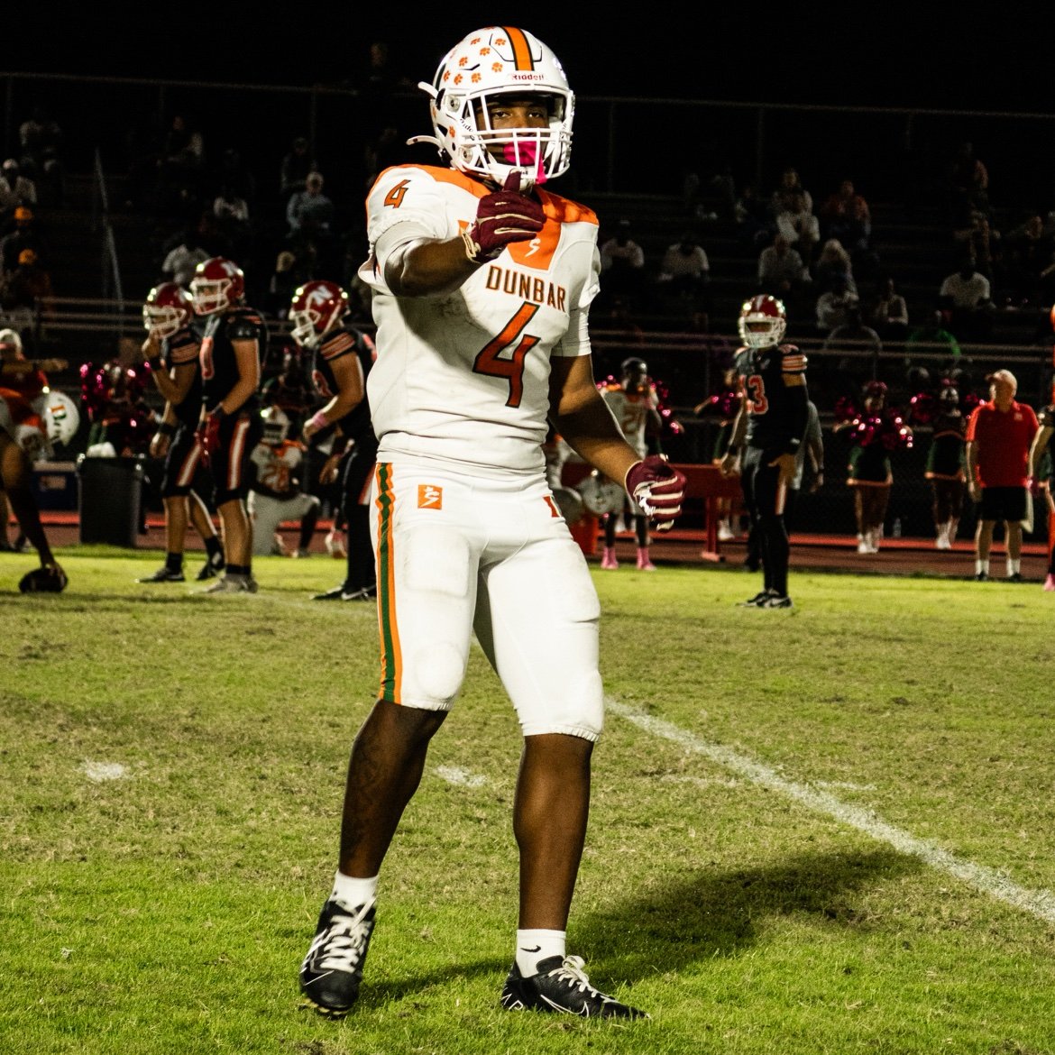 __amoss1's profile picture. ‘27 | 5’10 191 | 3.2 gpa | rr @dunbarhighschool |https://t.co/roAwl0mkVI