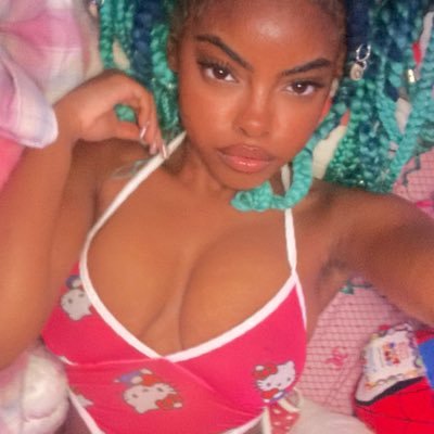 Saintauroree's profile picture. 4”10 Waifu 32DD cosplayer Princess 👾 | 22 NO MINORS 💗 | Pansexual ⋆｡°✩ #HUSTLERambassador CLICK THE LINKS BELOW⬇️ NO PPV LINK IN BIO