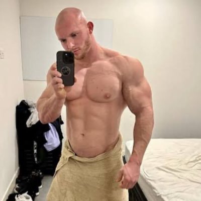 RHINO1583160757's profile picture. Big thanks for all the love! 🙏 If you’ve got something important to share, hit the link in my bio and send me a DM. Let’s connect!”