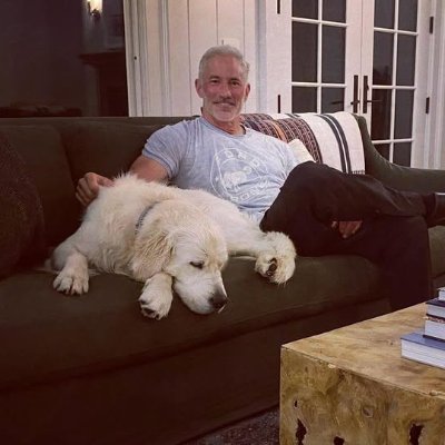 SMesscal's profile picture. Dad life meets doctor life | Powered by love, caffeine and curiosity