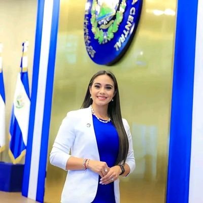 LorenaFutune0r's profile picture. Diputada de la República de El Salvador 2024-2027🇸🇻 Secretaria de la Comisión de Niñez e Integración Social.