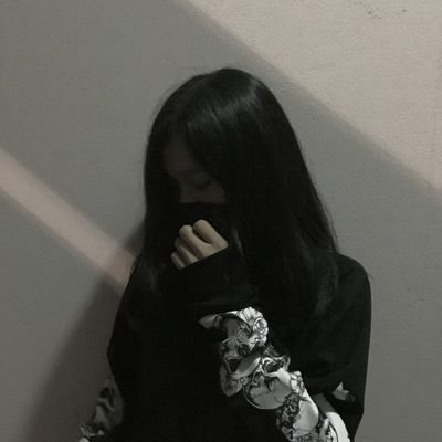 yulikayie's profile picture. 