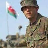 leejames377867's profile picture. 