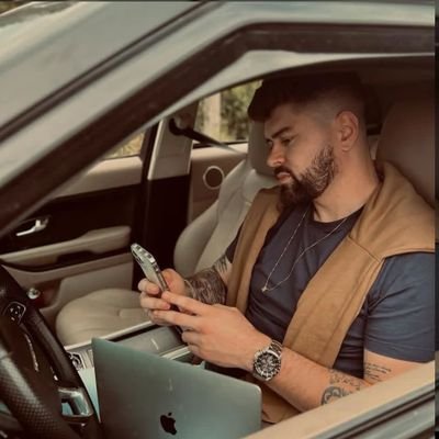 DAVECRAMPT45790's profile picture. My options is my own, always will be,🇺🇸🇬🇧 proud British -American , constitutionalist,and for a return to common sense.
let's talk,more results 
Just joined