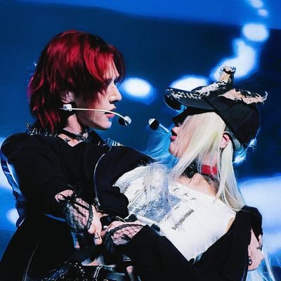 DANTETRBL's profile picture. 𖥻⠀⨾ sociology major⠀♥︎♡︎ 22 y/o⠀%
  monwenee, evol, ki-ling, eyekon, once, luminous, dpr, dean, klover
        él/elle - he/they