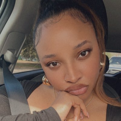 its_jeaux's profile picture. smack my 🍑 and call me daddy!