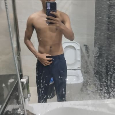 KoTun51259473's profile picture. In a relationship