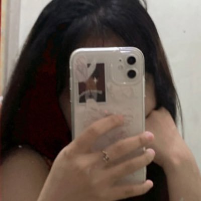 moochisusu's profile picture. caffeinated