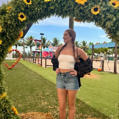 Ealing90412's profile picture. Be myself, and do it better.