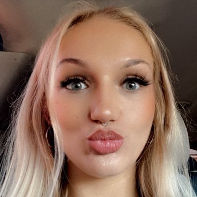 ashleyyhoooee's profile picture. NSFW•18+ •Gamer •$lut •420•