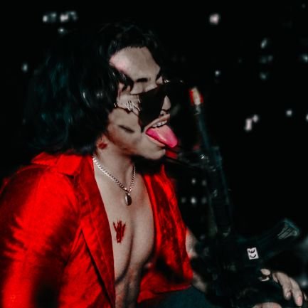 rey_joven28's profile picture. Carrera musical avanzando 😉💎🖤