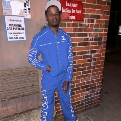 qweet_b's profile picture. #FreeBob #FreeBlazee 🤞🏾