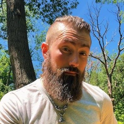 Thaneviking3939's profile picture. Let be happy# and have fun#